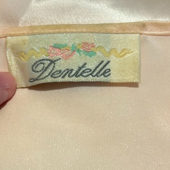 Vintage Dentelle Embroidered Ivory Satin Pajames with Long Sleeves - Picture 6 of 10